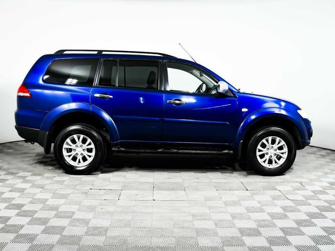Mitsubishi Pajero Sport б/у, 2014, Автоматическая. Фото: #3