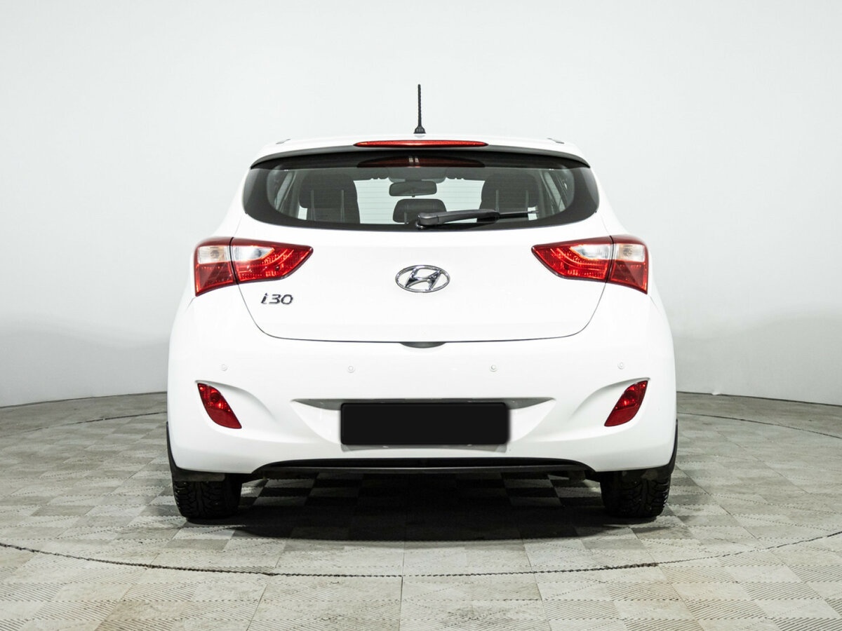 Hyundai i30 б/у, 2015, Автоматическая. Фото: #5