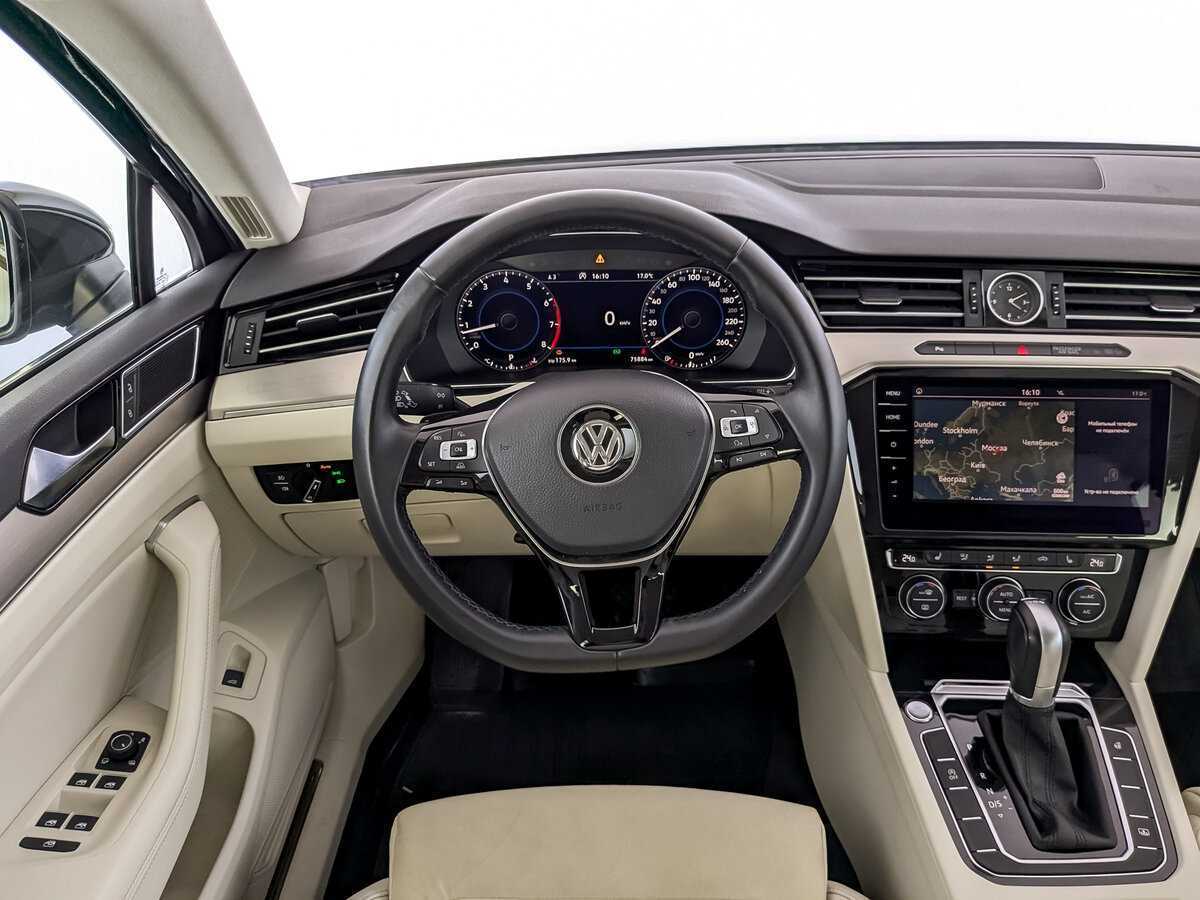 Volkswagen Passat б/у, 2017, Роботизированная. Фото: #19