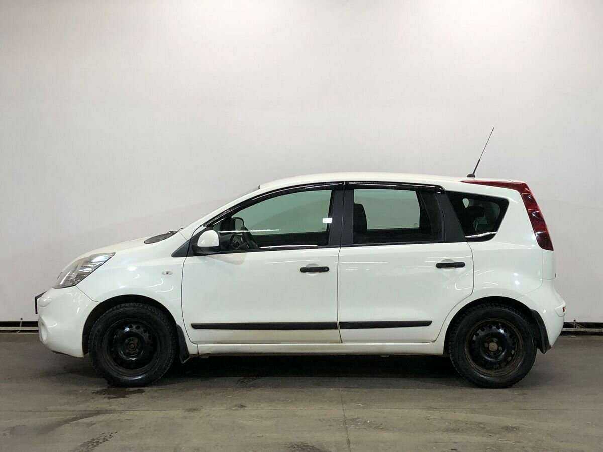 Nissan Note б/у, 2013, Механическая. Фото: #7