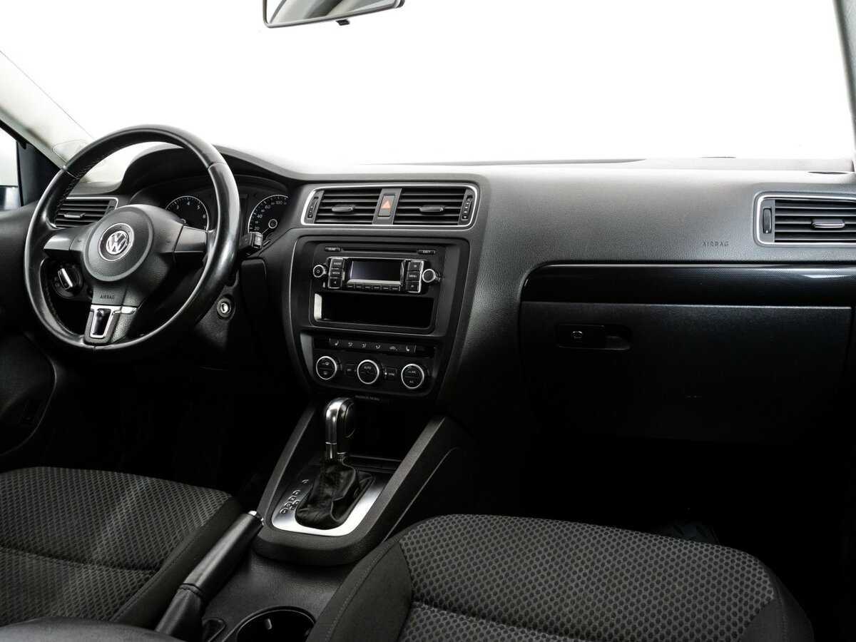 Volkswagen Jetta б/у, 2012, Автоматическая. Фото: #6