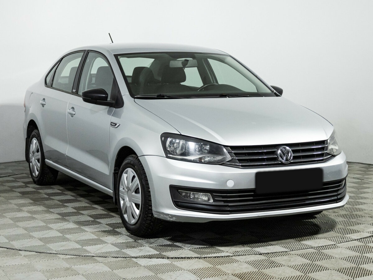 Volkswagen Polo б/у, 2017, Автоматическая. Фото: #2
