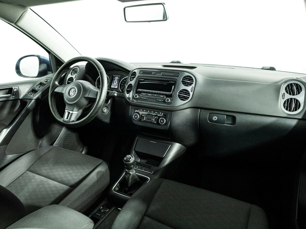 Volkswagen Tiguan б/у, 2013, Механическая. Фото: #8