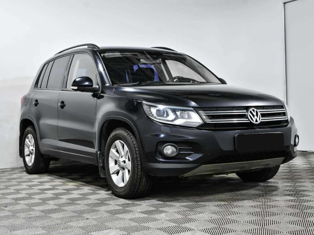 Volkswagen Tiguan б/у, 2013, Автоматическая. Фото: #2