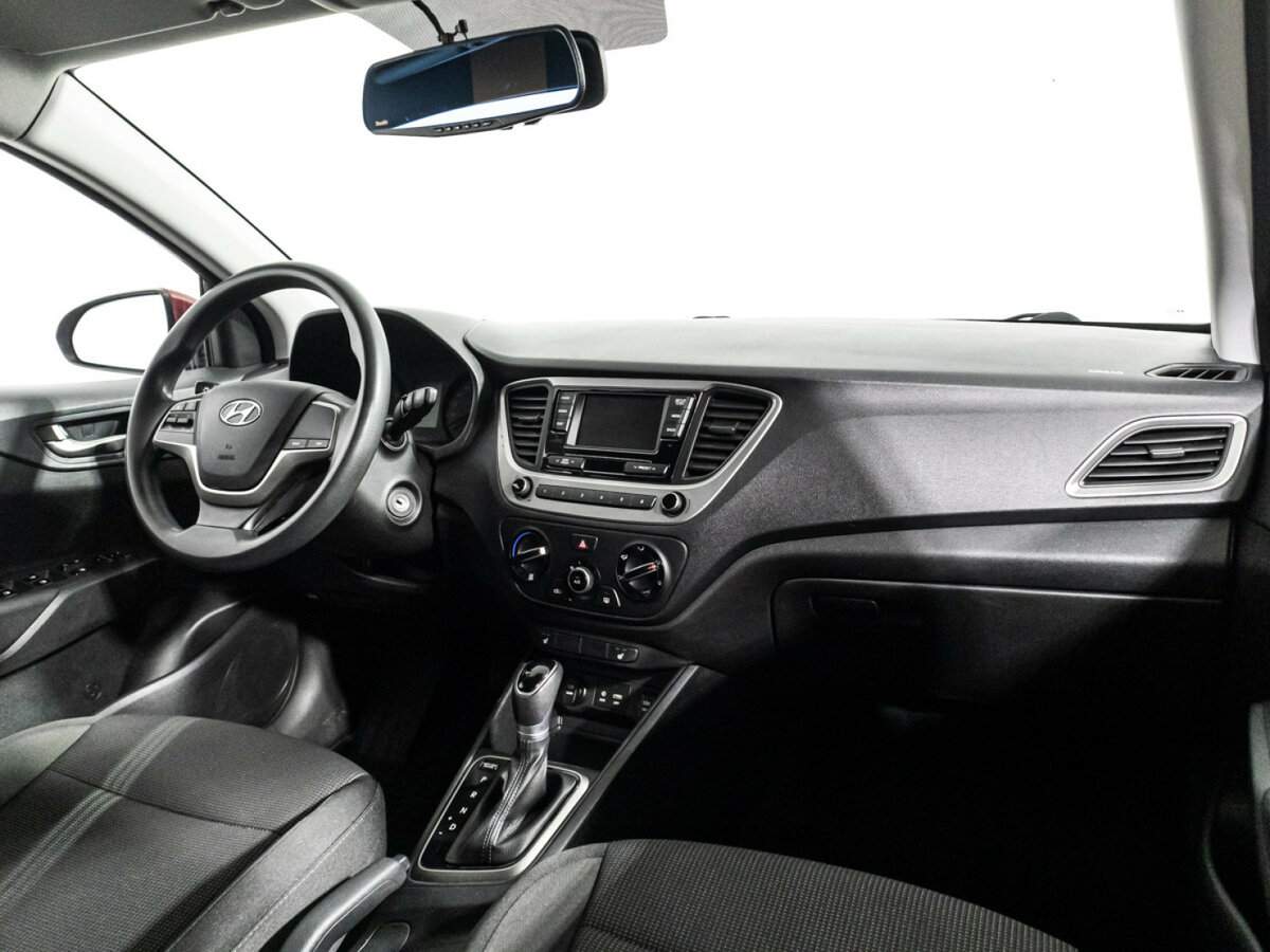 Hyundai Solaris б/у, 2018, Автоматическая. Фото: #8