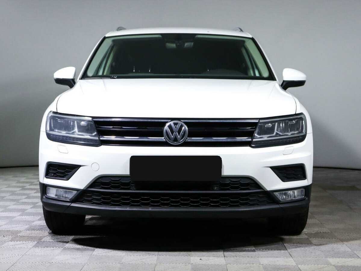 Volkswagen Tiguan б/у, 2017, Роботизированная. Фото: #1