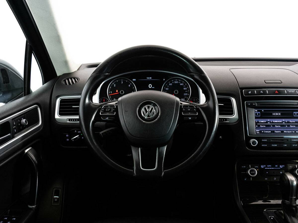 Volkswagen Touareg б/у, 2016, Автоматическая. Фото: #8