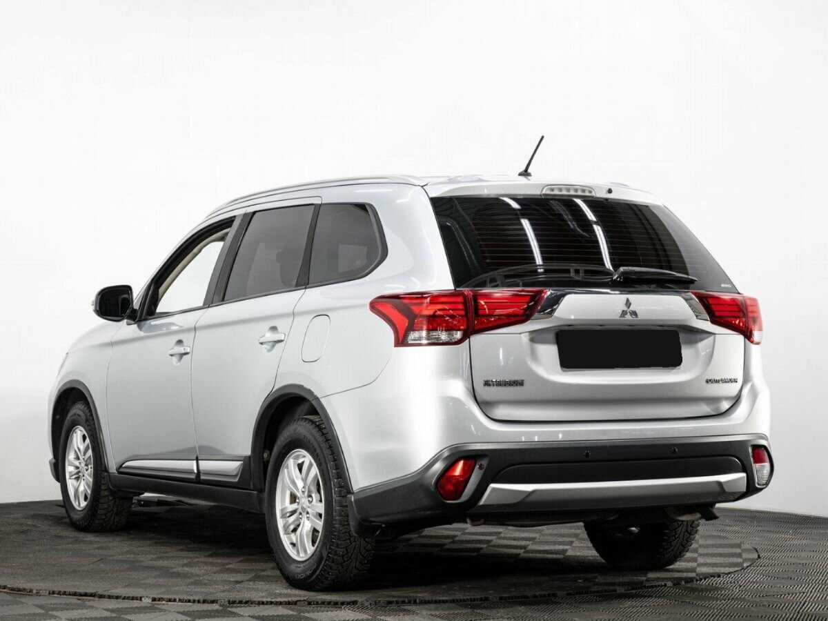 Mitsubishi Outlander б/у, 2016, Вариатор. Фото: #5