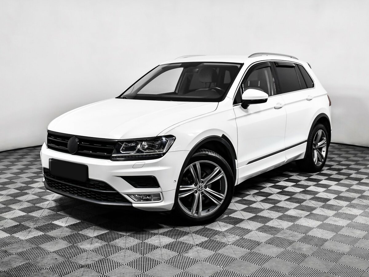 Volkswagen Tiguan б/у, 2017, Роботизированная. Посмотреть фото