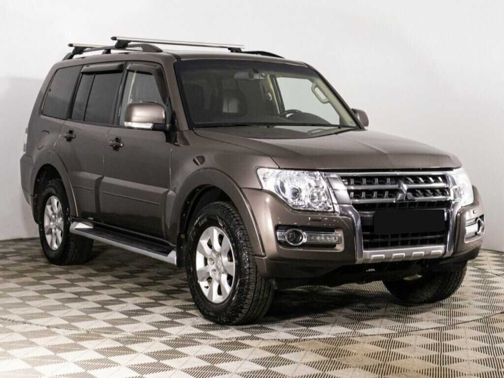 Mitsubishi Pajero б/у, 2014, Автоматическая. Фото: #2