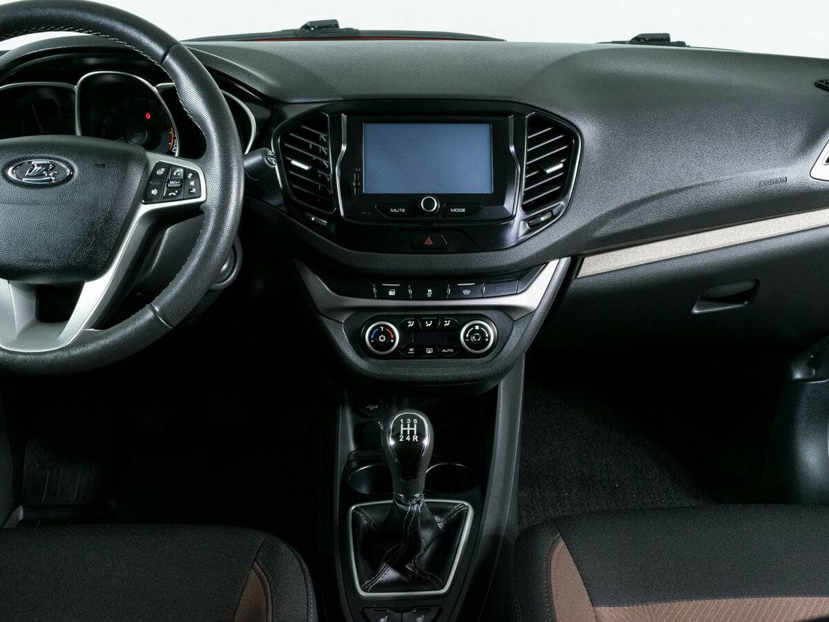Lada (ВАЗ) Vesta б/у, 2020, Механическая. Фото: #8