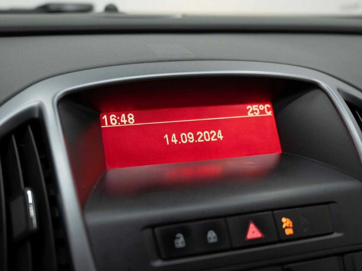 Opel Astra б/у, 2013, Механическая. Фото: #15
