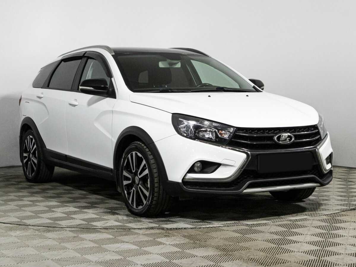 Lada (ВАЗ) Vesta б/у, 2018, Роботизированная. Фото: #2