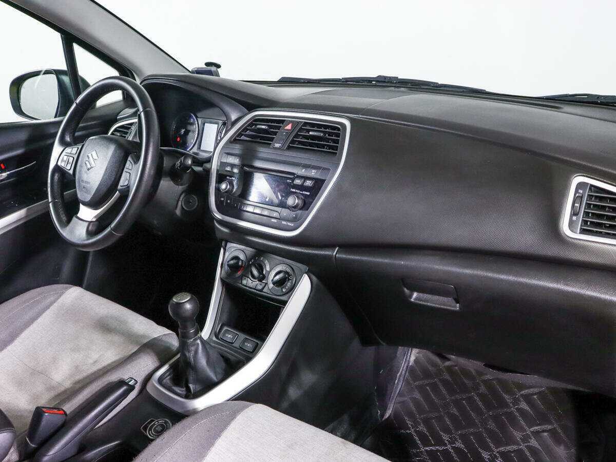Suzuki SX4 б/у, 2014, Механическая. Фото: #8
