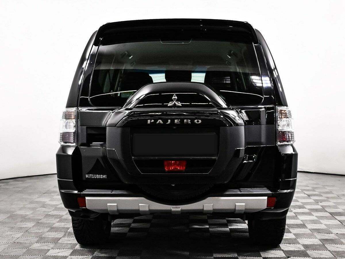 Mitsubishi Pajero б/у, 2015, Автоматическая. Фото: #5