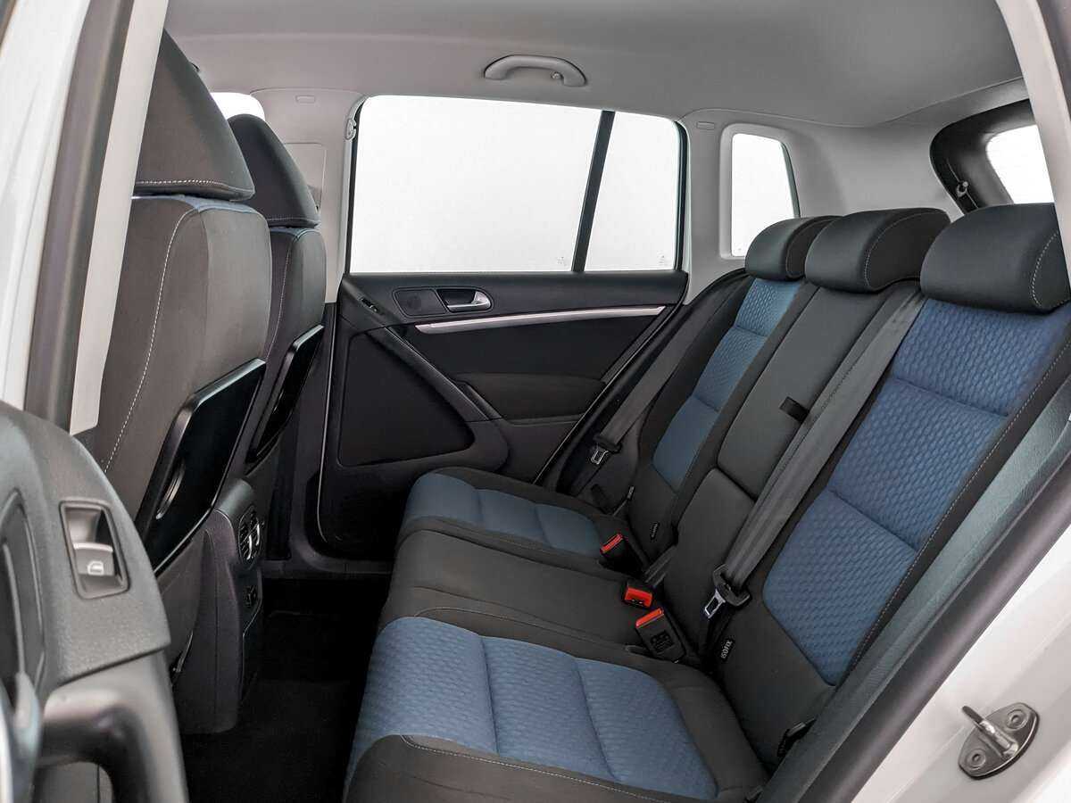 Volkswagen Tiguan б/у, 2013, Автоматическая. Фото: #9