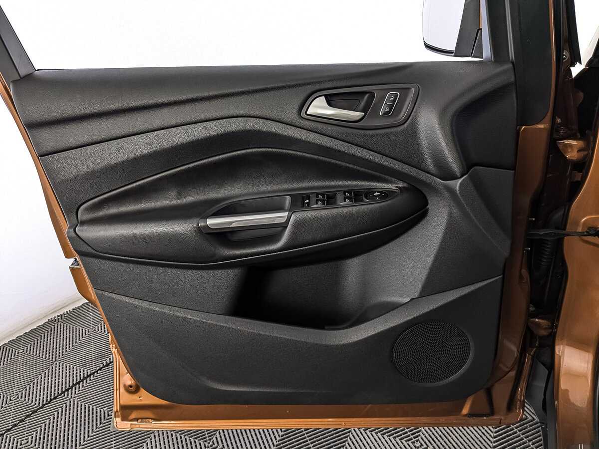 Ford Kuga б/у, 2014, Автоматическая. Фото: #18
