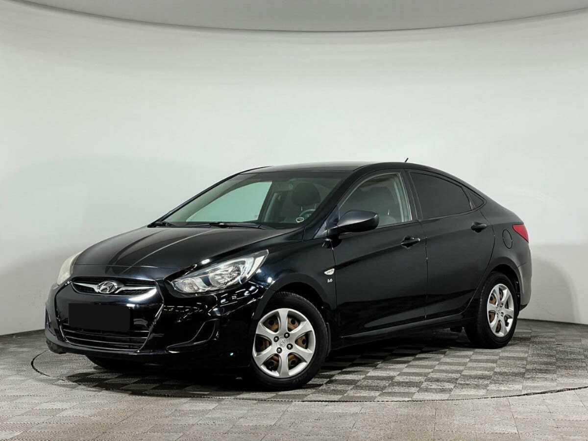 Hyundai Solaris б/у, 2012, Механическая. Фото: #0