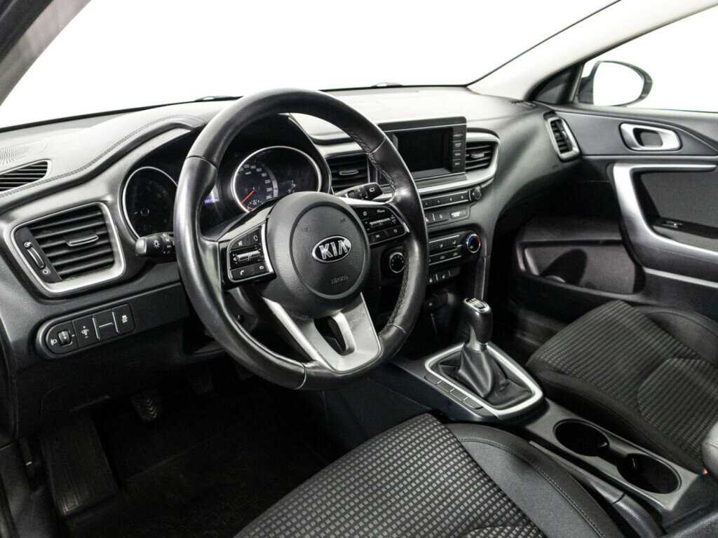 Kia Ceed б/у, 2019, Механическая. Фото: #10