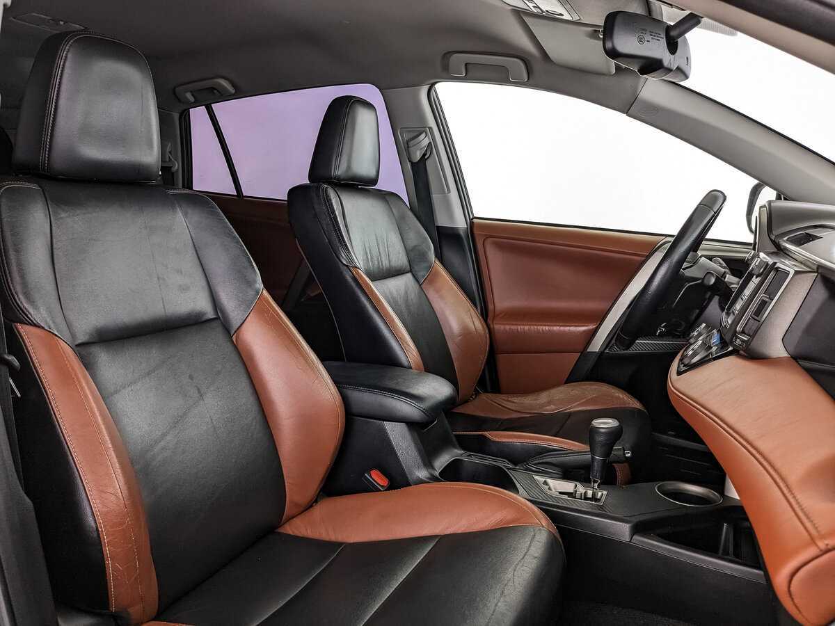 Toyota RAV4 б/у, 2013, Автоматическая. Фото: #19