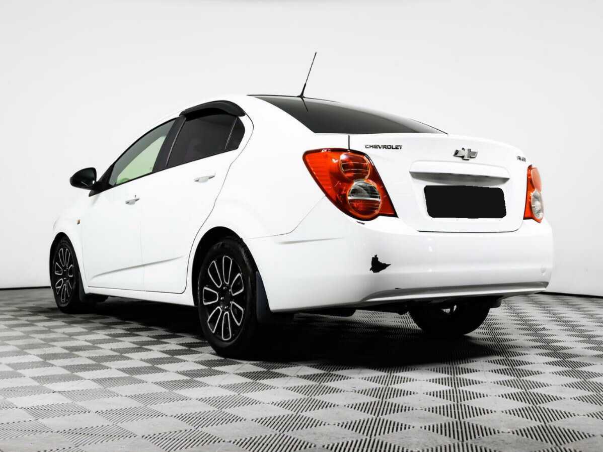 Chevrolet Aveo б/у, 2014, Механическая. Фото: #6