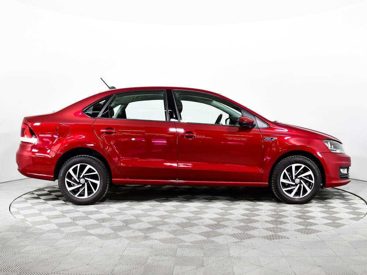 Volkswagen Polo б/у, 2018, Автоматическая. Фото: #3