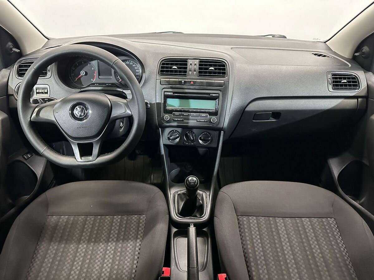 Volkswagen Polo б/у, 2019, Механическая. Фото: #10