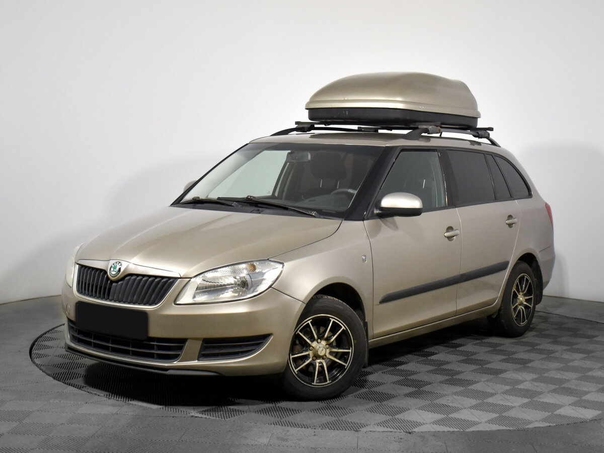 Skoda Fabia б/у, 2012, Механическая. Посмотреть фото