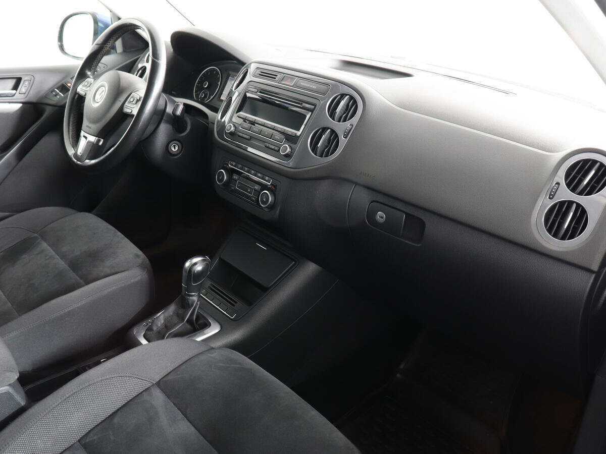 Volkswagen Tiguan б/у, 2012, Автоматическая. Фото: #9