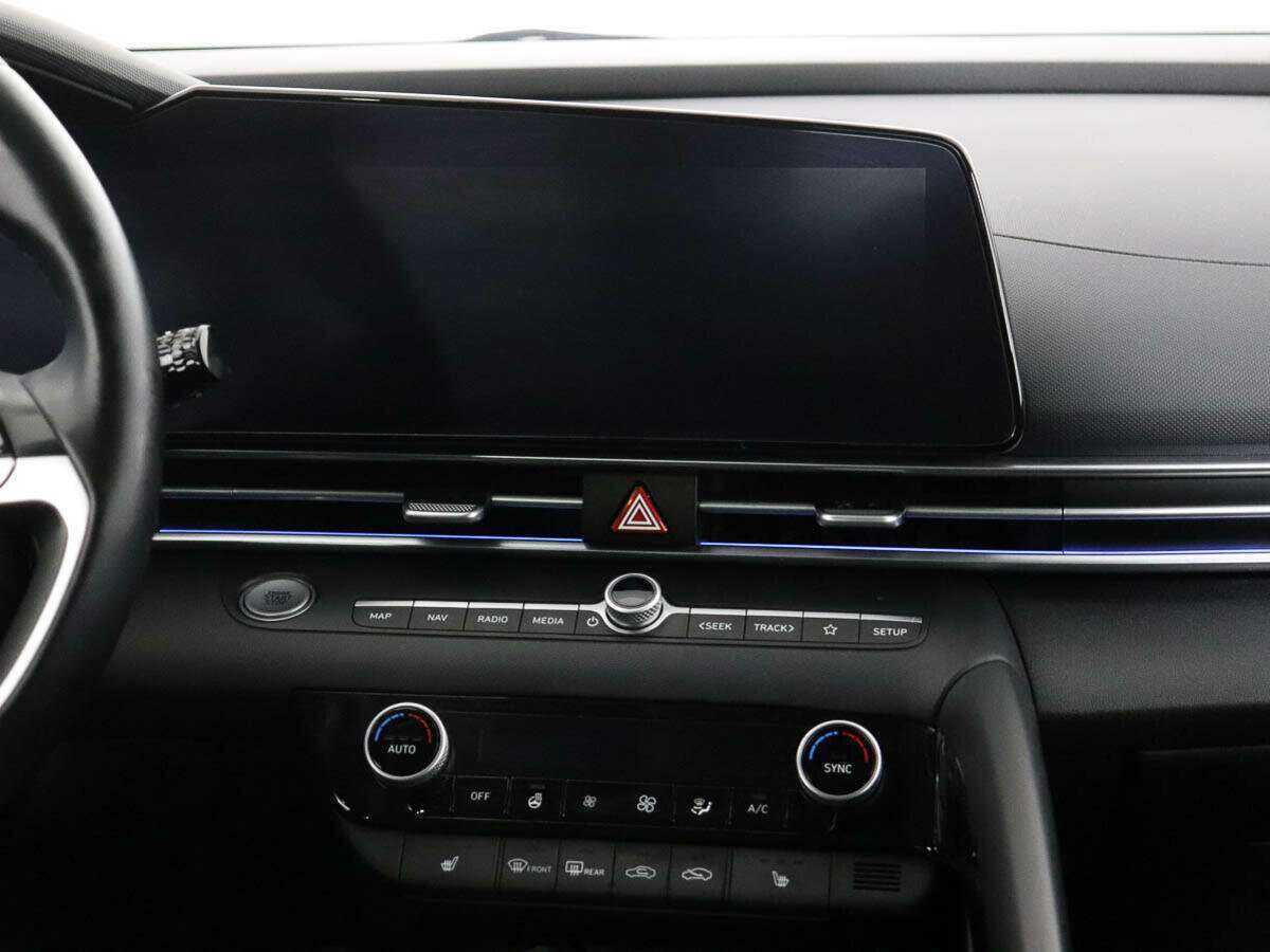 Hyundai Elantra б/у, 2021, Автоматическая. Фото: #11