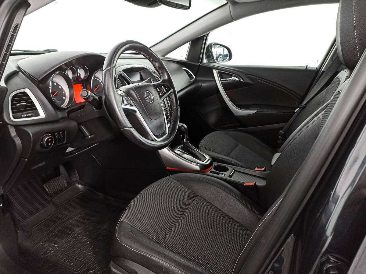 Opel Astra б/у, 2012, Автоматическая. Фото: #13
