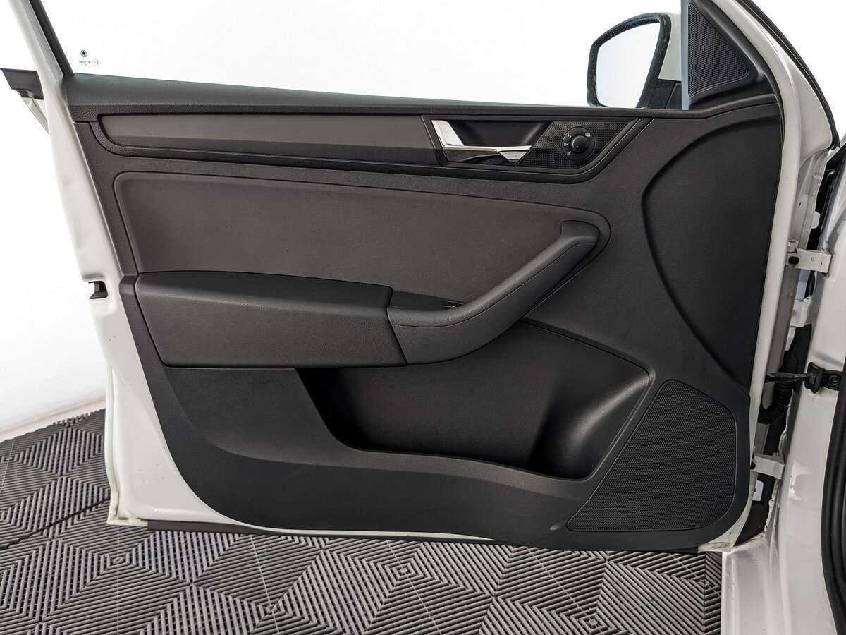 Skoda Rapid б/у, 2018, Автоматическая. Фото: #14