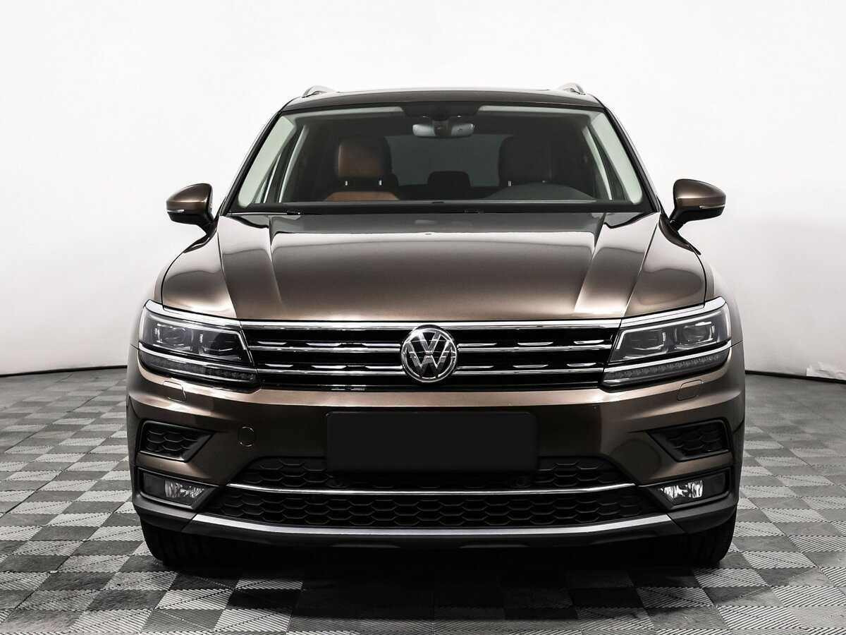 Volkswagen Tiguan б/у, 2017, Роботизированная. Фото: #1