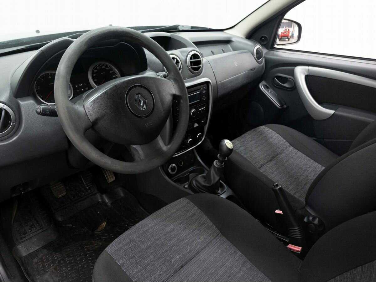Renault Duster б/у, 2013, Механическая. Фото: #6