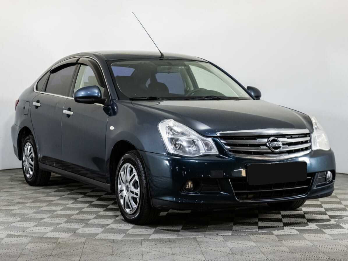 Nissan Almera б/у, 2016, Механическая. Фото: #2