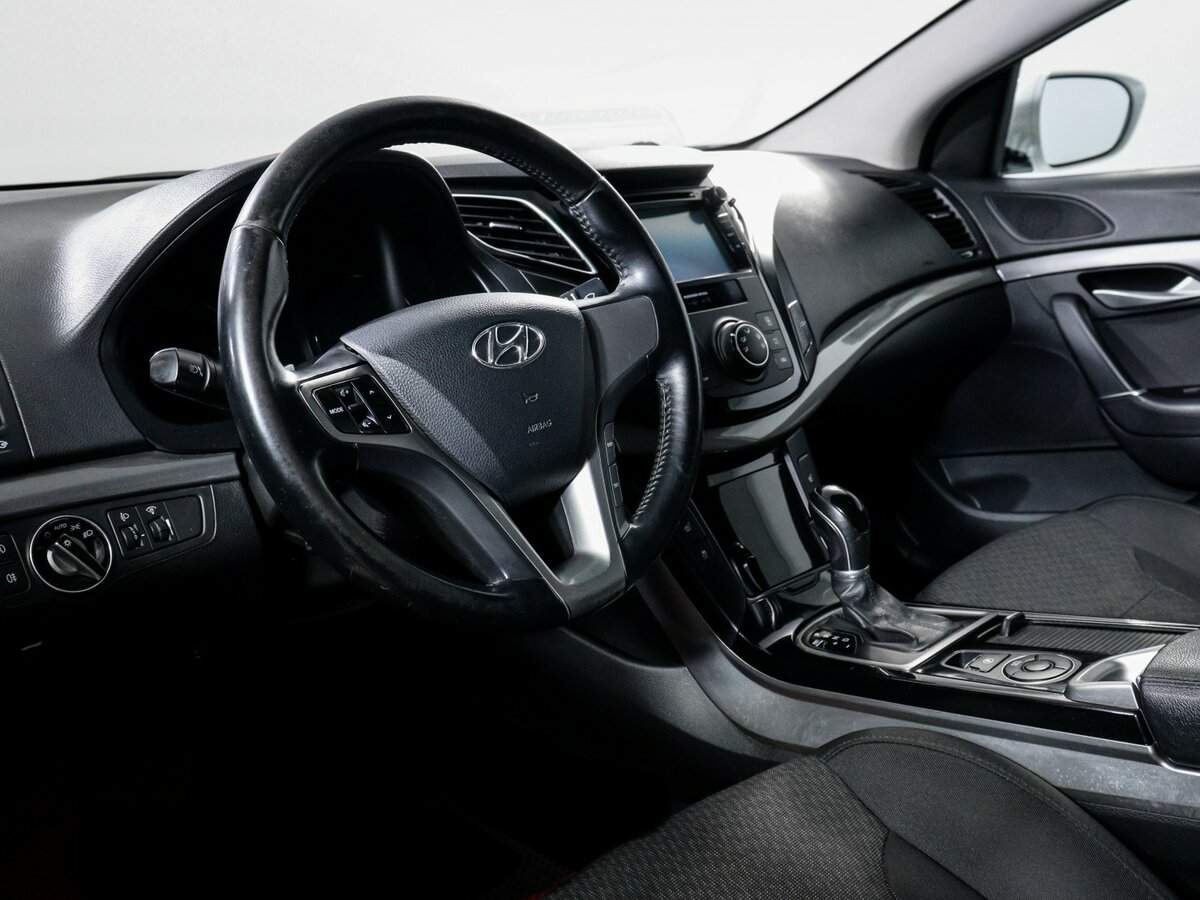 Hyundai i40 б/у, 2013, Автоматическая. Фото: #13
