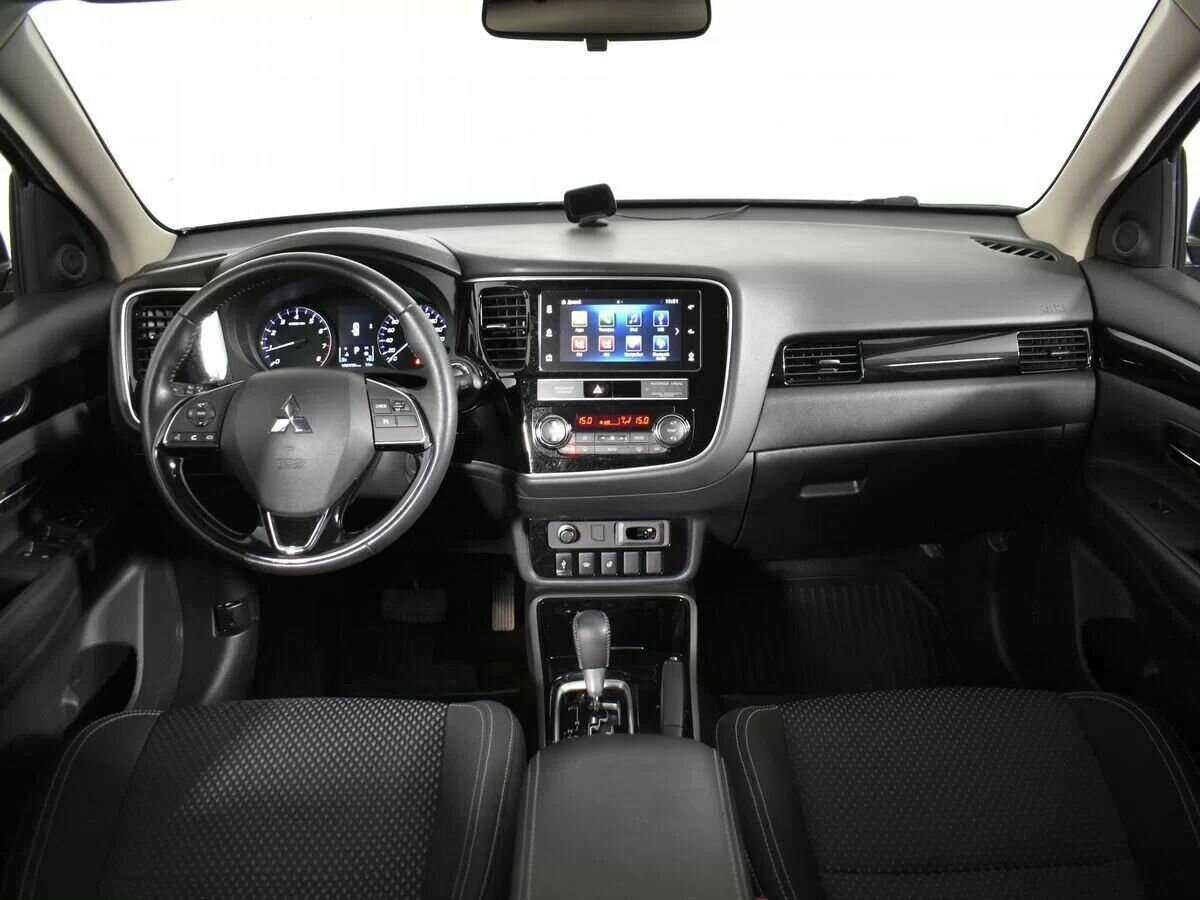 Mitsubishi Outlander б/у, 2019, Вариатор. Фото: #7