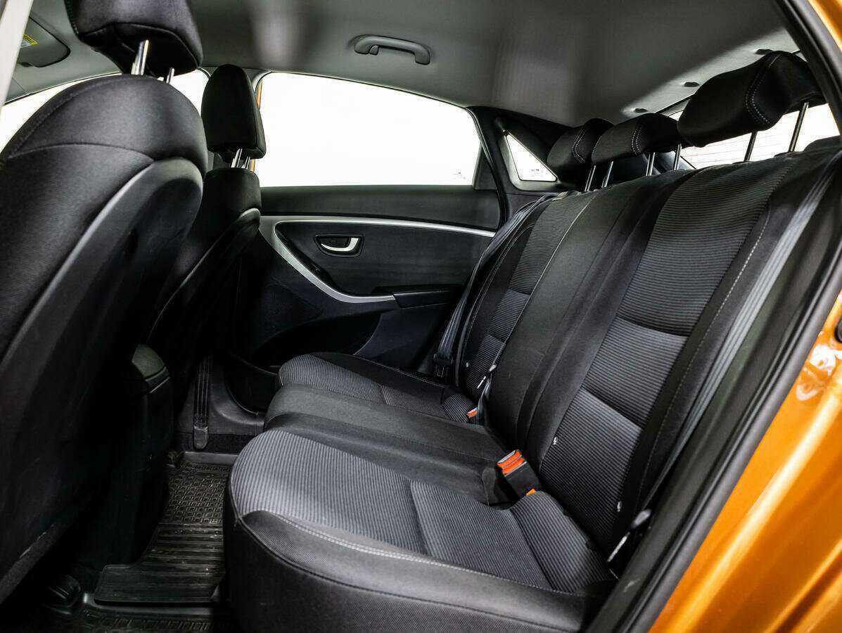 Hyundai i30 б/у, 2016, Автоматическая. Фото: #9