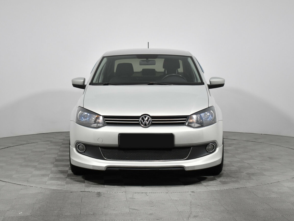 Volkswagen Polo б/у, 2014, Механическая. Фото: #1