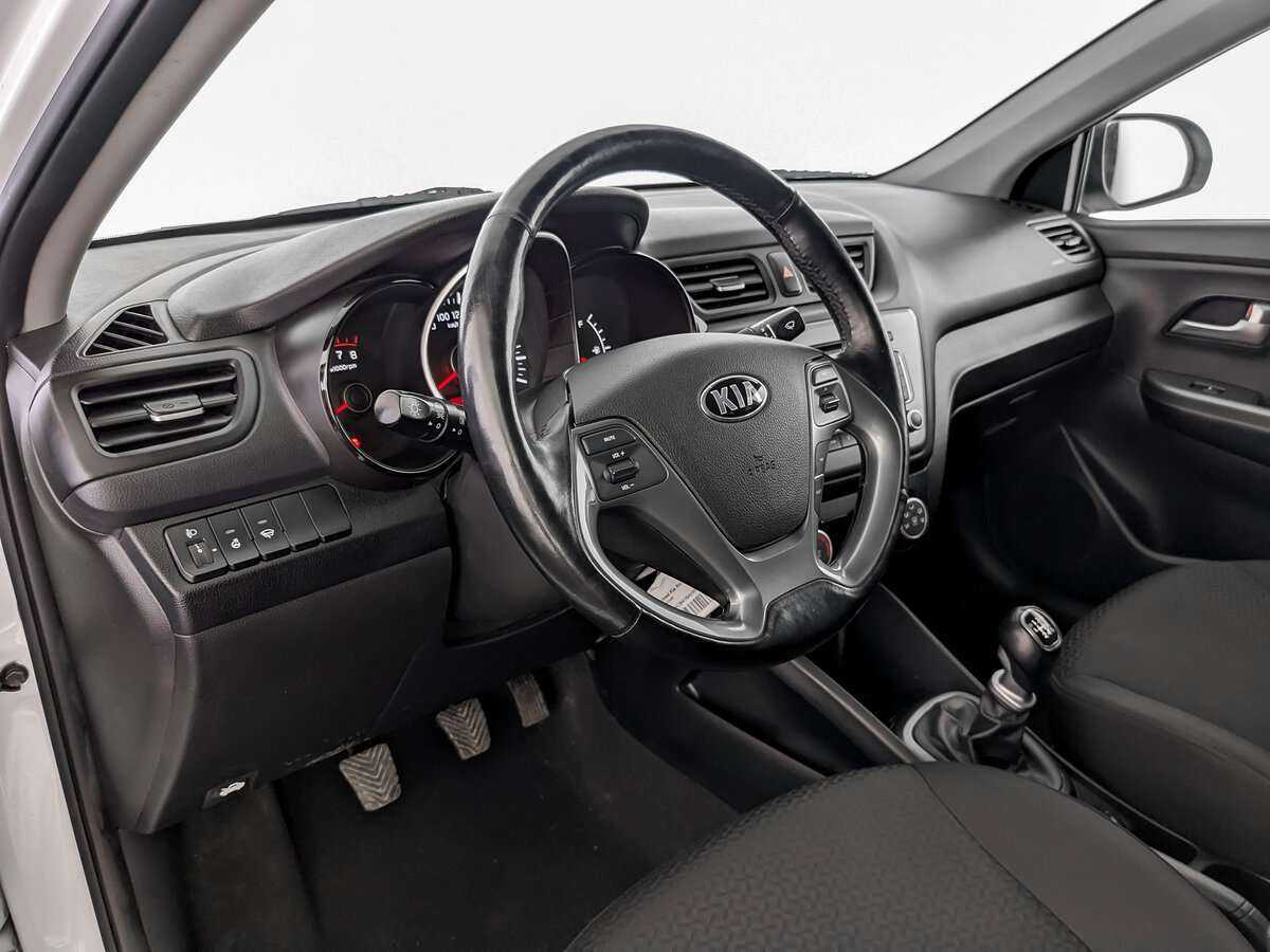 Kia Rio б/у, 2016, Механическая. Фото: #13