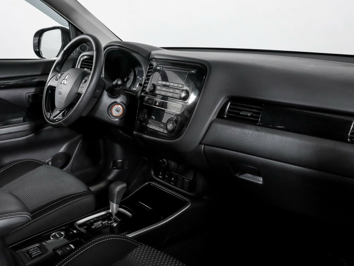 Mitsubishi Outlander б/у, 2019, Вариатор. Фото: #8