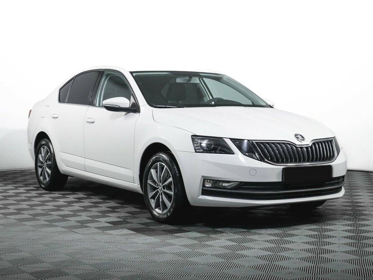 Skoda Octavia б/у, 2023, Автоматическая. Фото: #2