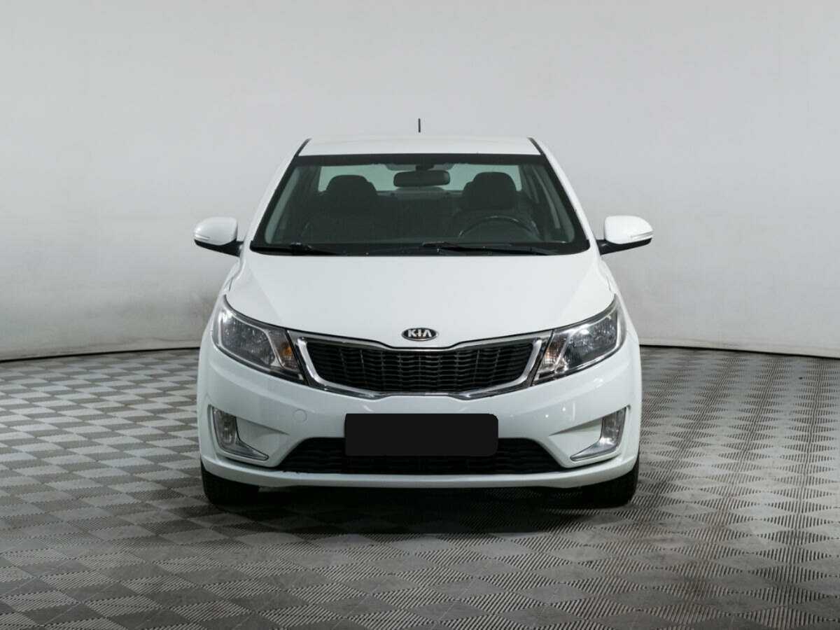 Kia Rio б/у, 2013, Автоматическая. Фото: #1