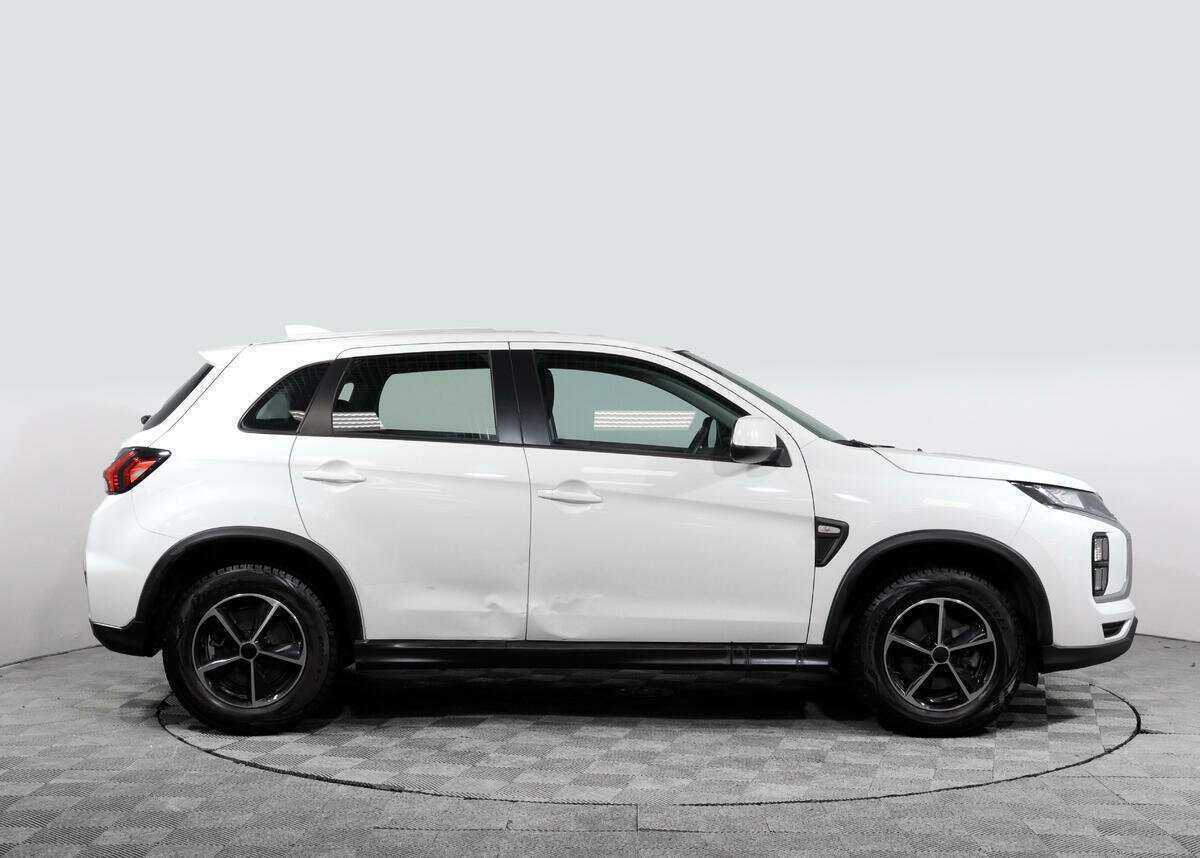 Mitsubishi ASX б/у, 2021, Механическая. Фото: #2