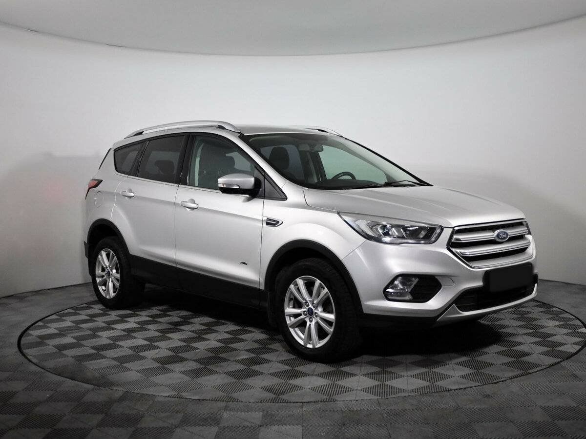 Ford Kuga б/у, 2018, Автоматическая. Фото: #2