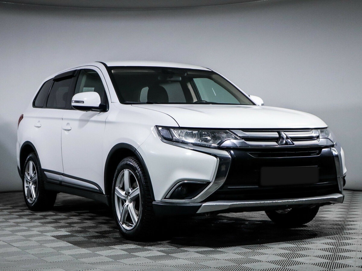 Mitsubishi Outlander б/у, 2018, Вариатор. Фото: #2