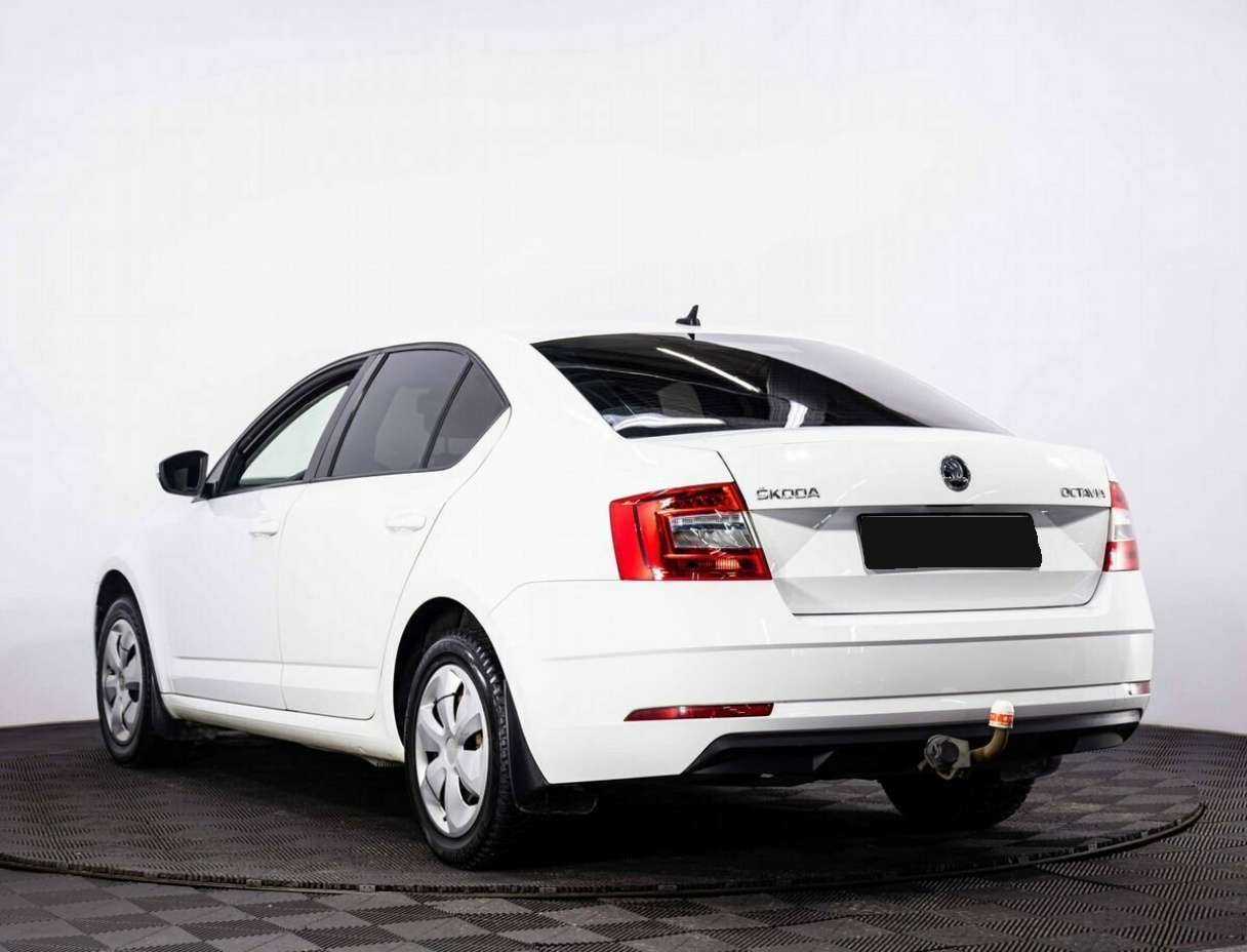 Skoda Octavia б/у, 2019, Механическая. Фото: #3