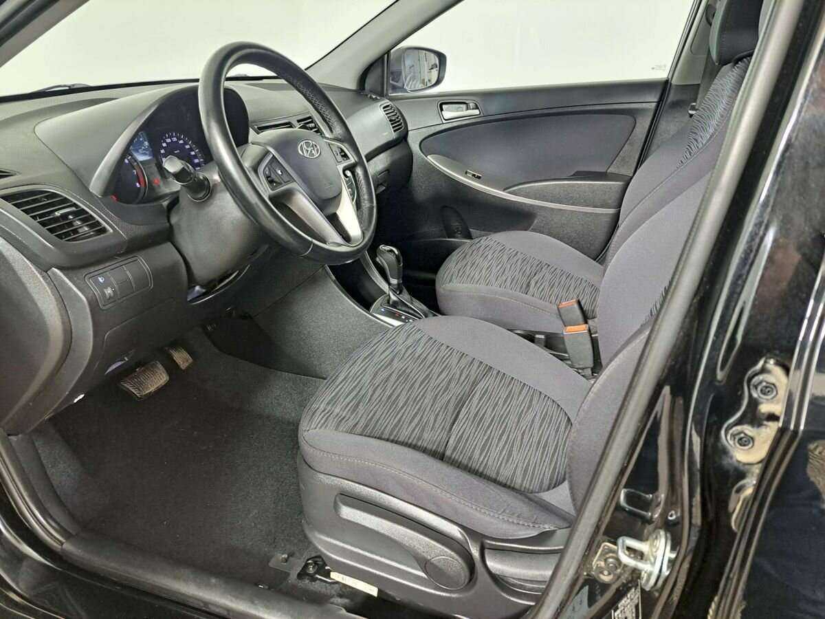 Hyundai Solaris б/у, 2015, Автоматическая. Фото: #13