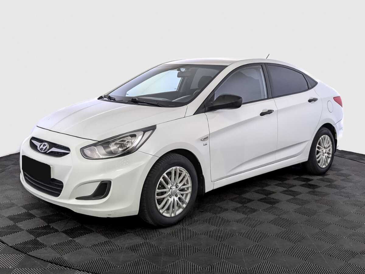 Hyundai Solaris б/у, 2014, Механическая. Фото: #0