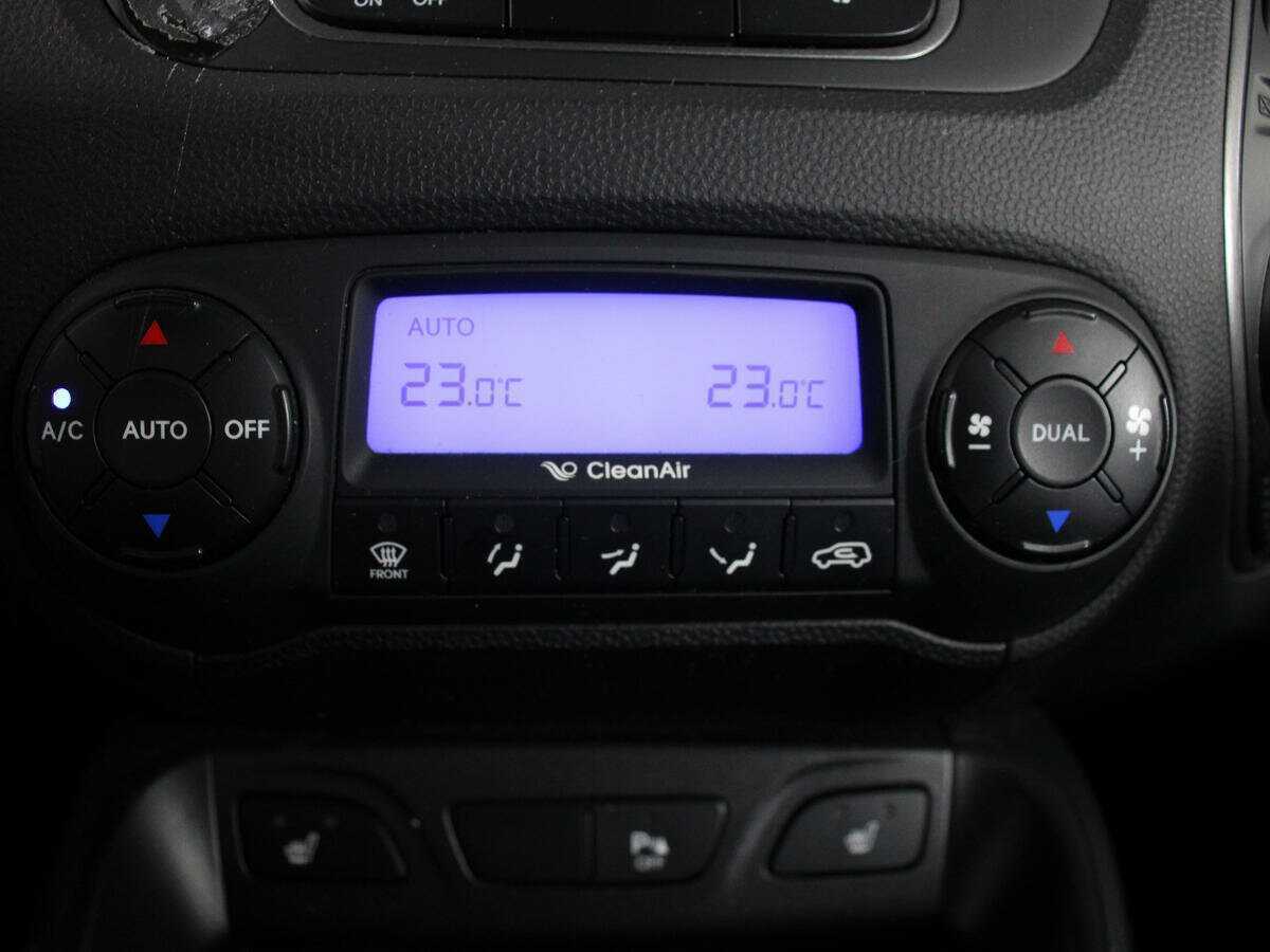 Hyundai ix35 б/у, 2013, Автоматическая. Фото: #22